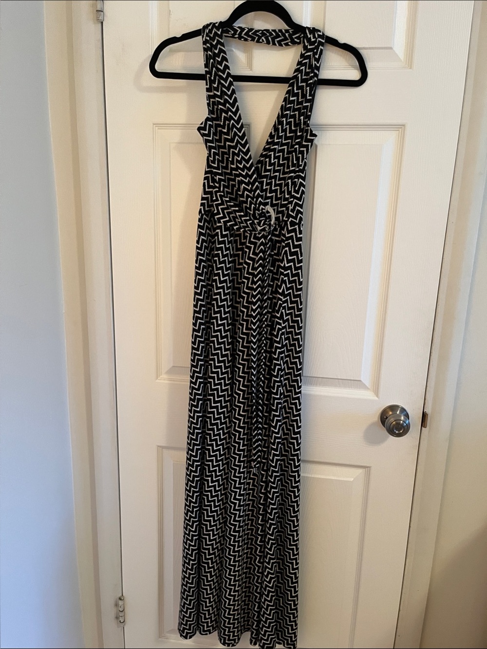 White House Black Market Black & White Zigzag Maxi Dress